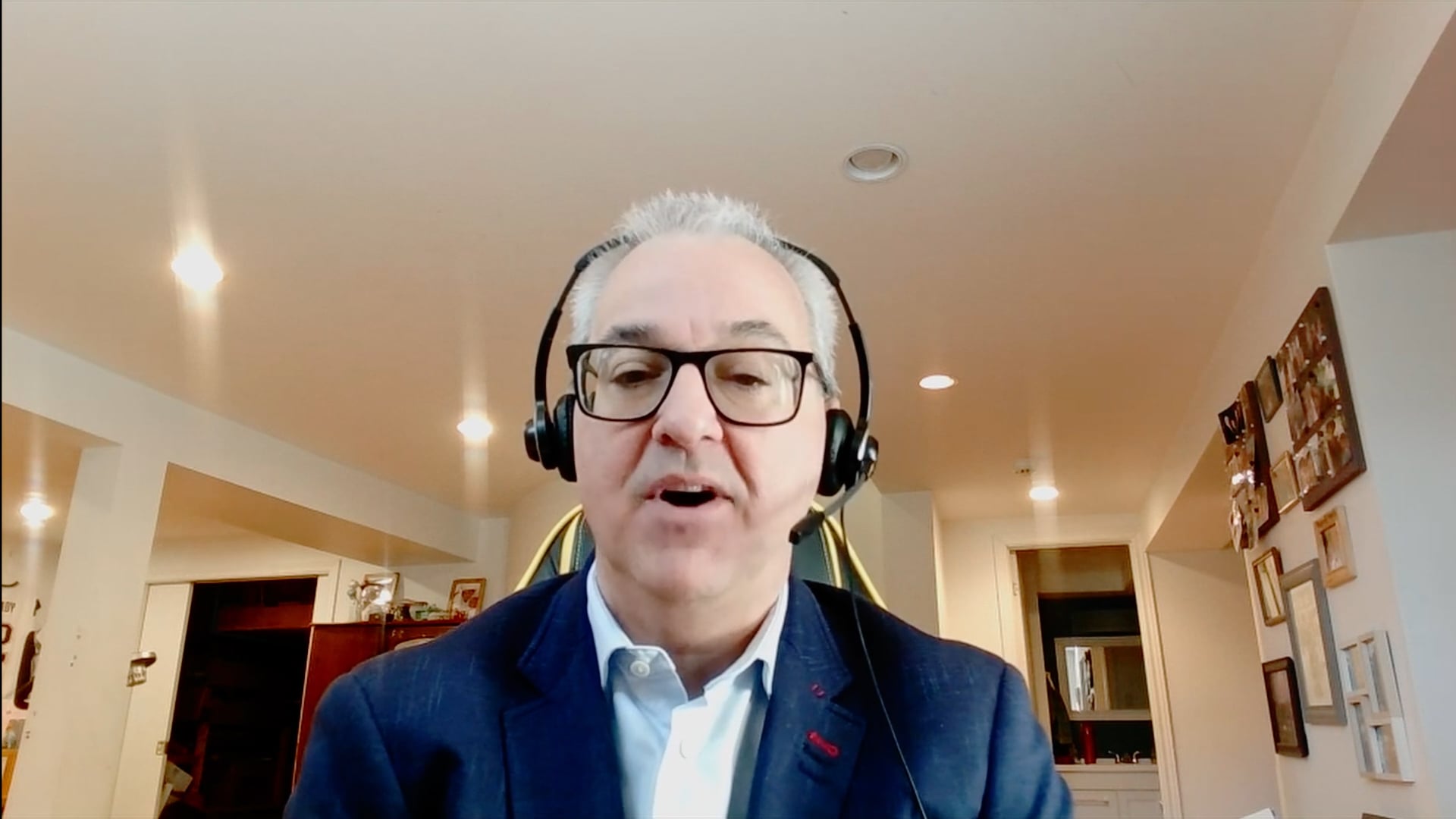 Incertitude quand tu nous guettes: comprendre les enjeux économiques actuels et futurs